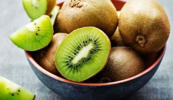 How does kiwi fruit benefit your health?