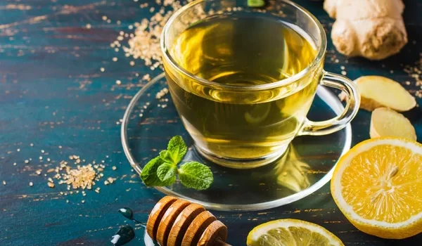 Health Benefits and Nutrition of Lemon Tea.
